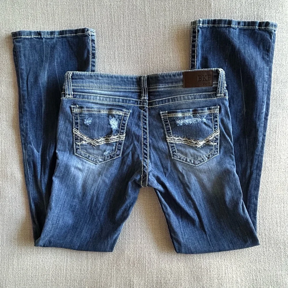 BKE Classic Denim Blue Stella Jeans. Size 28 X 31.5 - Picture 9 of 15